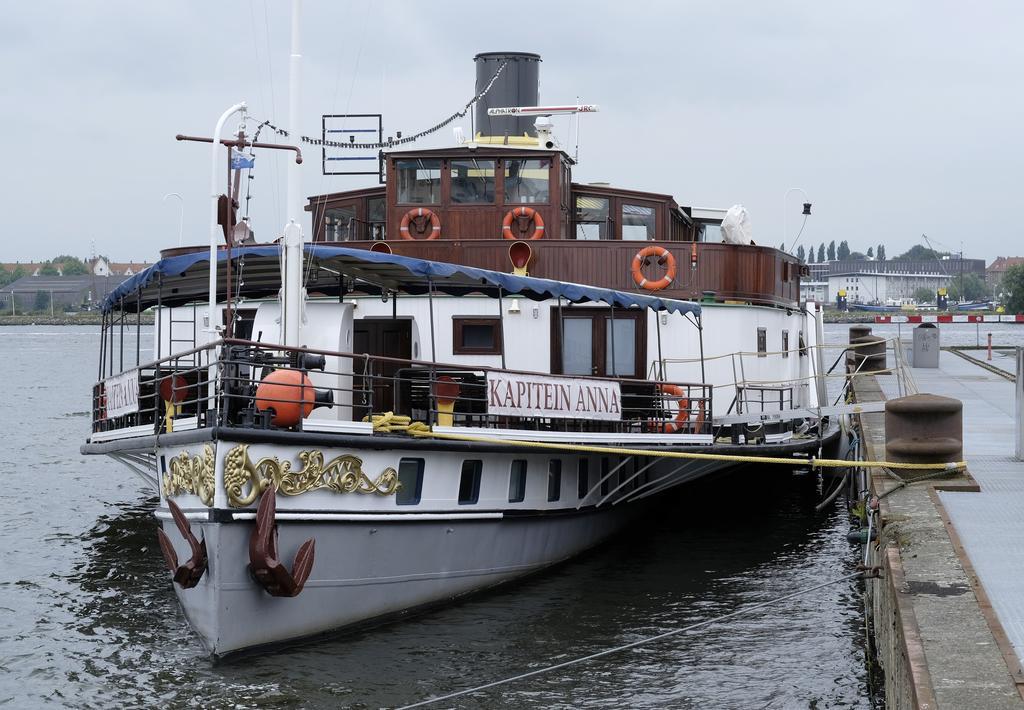 Kapitein Anna Otel Amsterdam Dış mekan fotoğraf