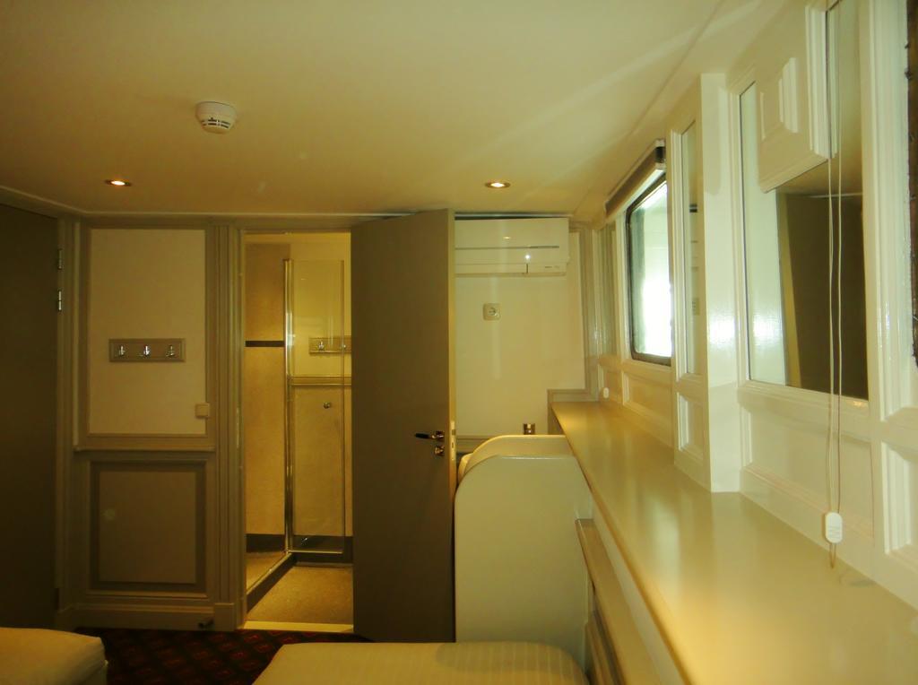 Kapitein Anna Otel Amsterdam Oda fotoğraf